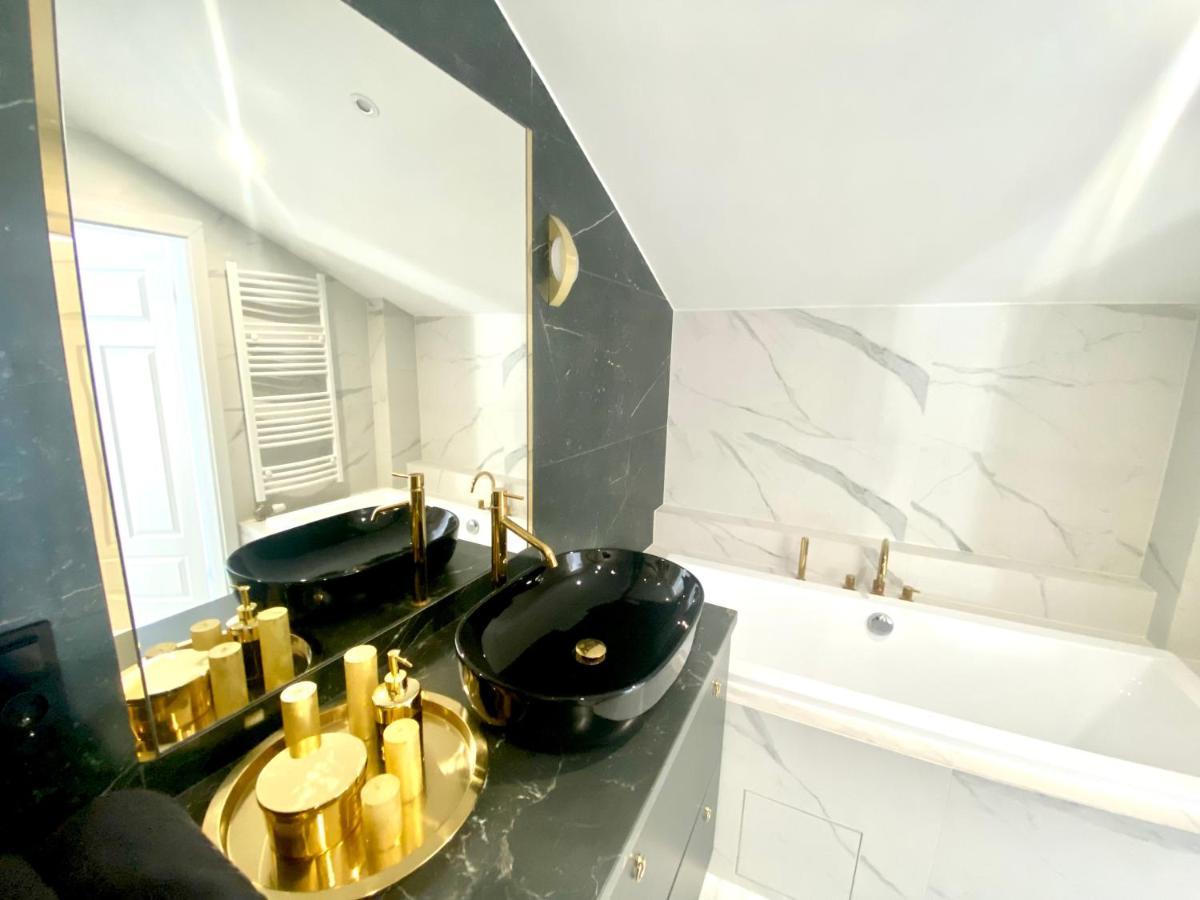 Apartament Sanok-Z Widokiem Na Rynek I Tarasem Eksteriør bilde